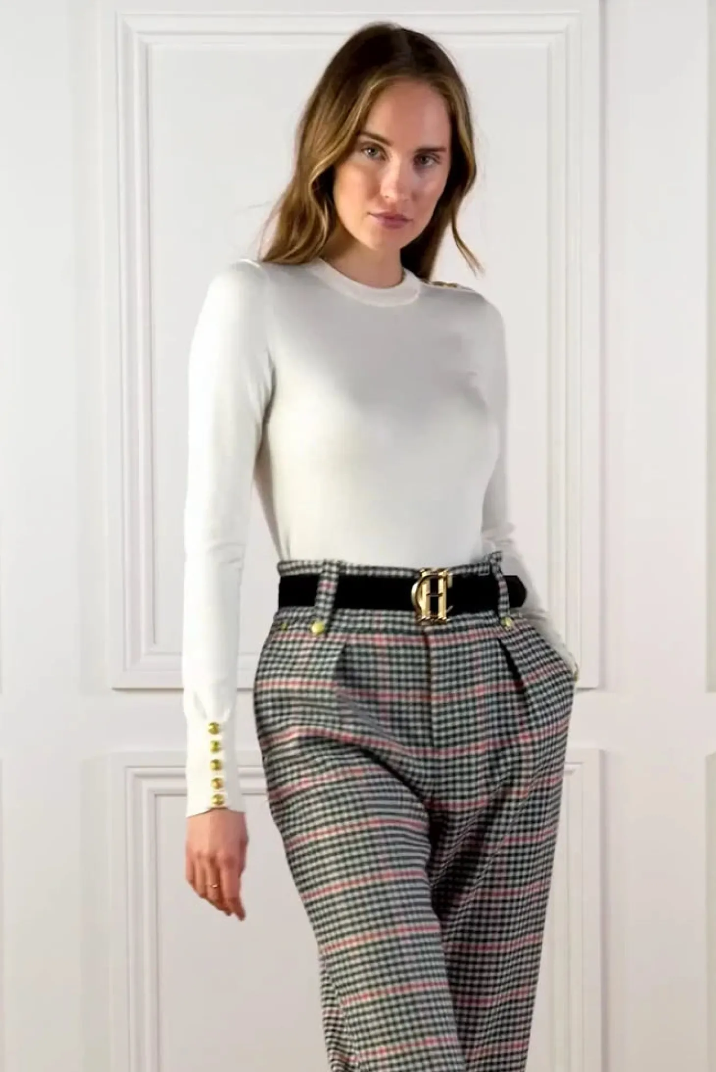 Buttoned Knit Crew Neck (Cream)