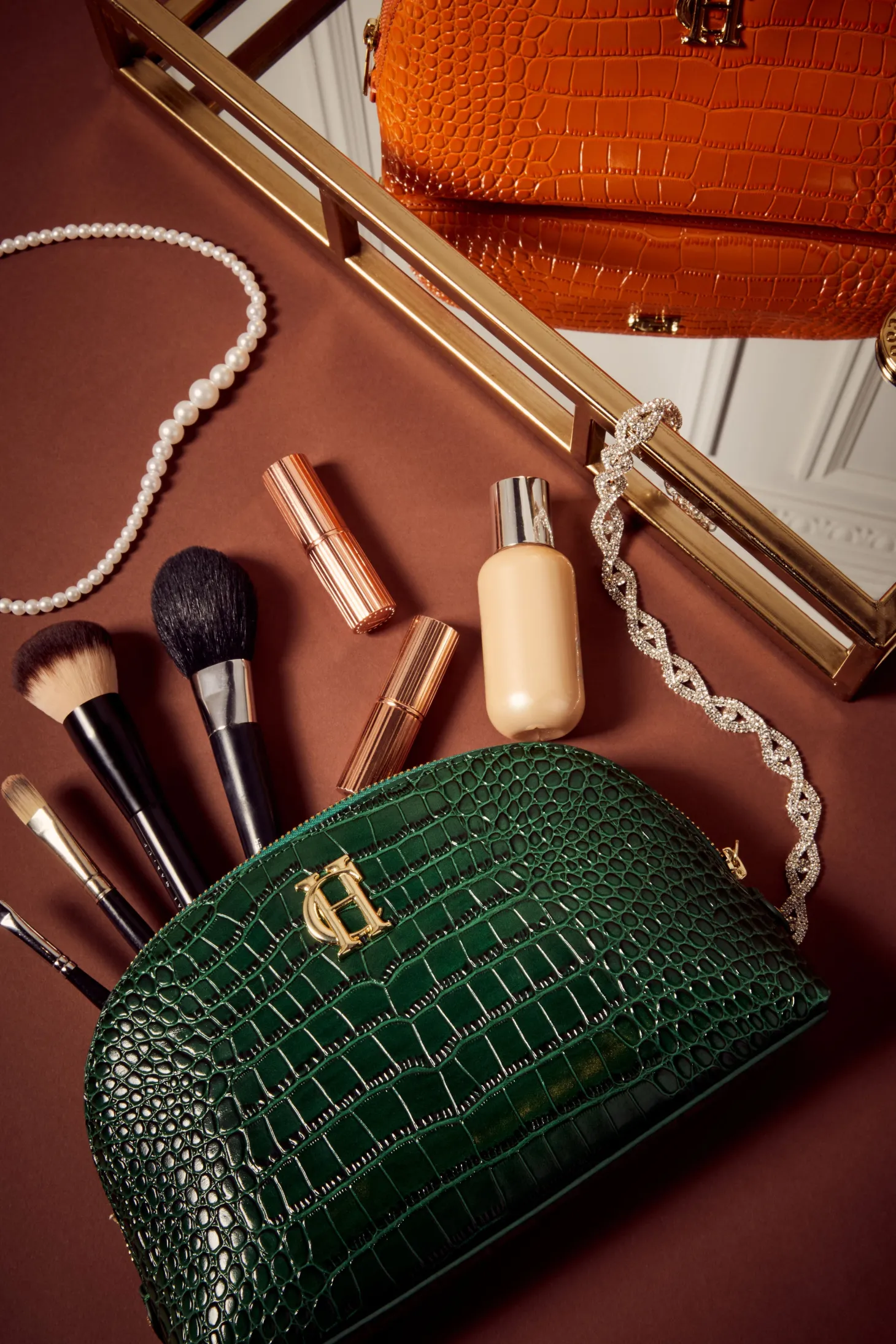 Chelsea Makeup Bag (Emerald Croc)
