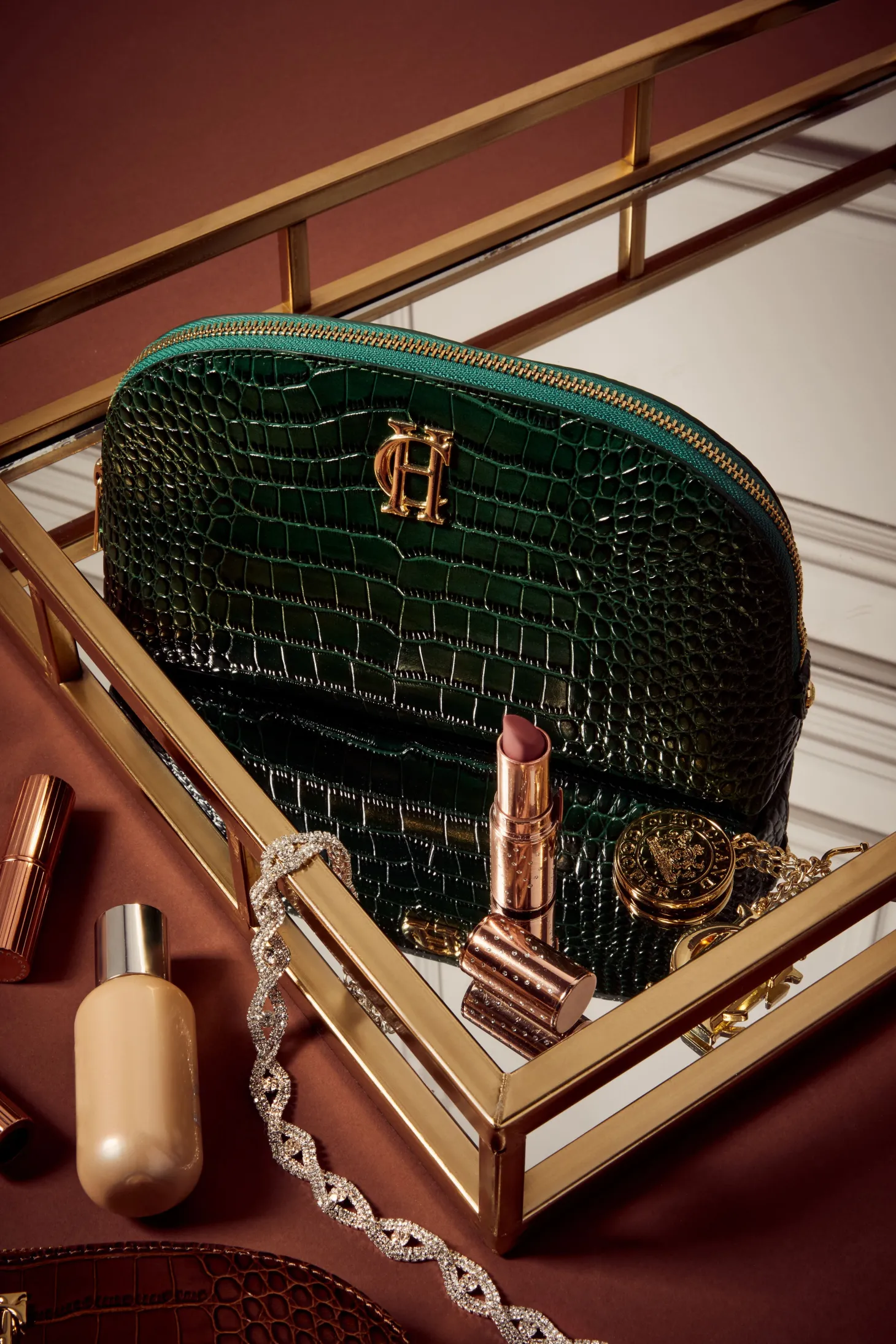 Chelsea Makeup Bag (Emerald Croc)