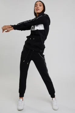 Deluxe Jogger (Black)