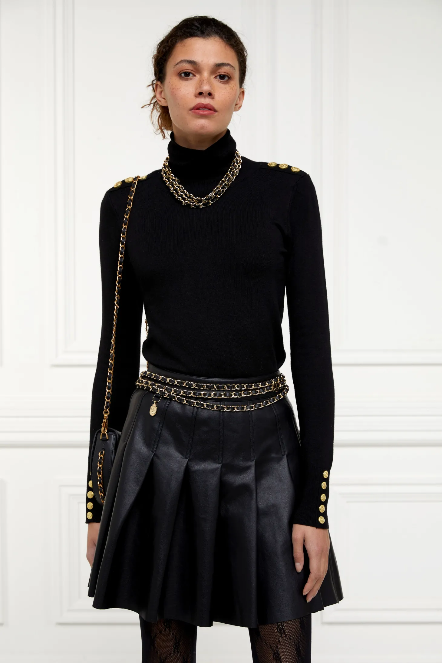 Faux Leather Pleated Mini Skirt (Black)