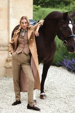 Hampton Waistcoat (Large Scale Brown Herringbone)
