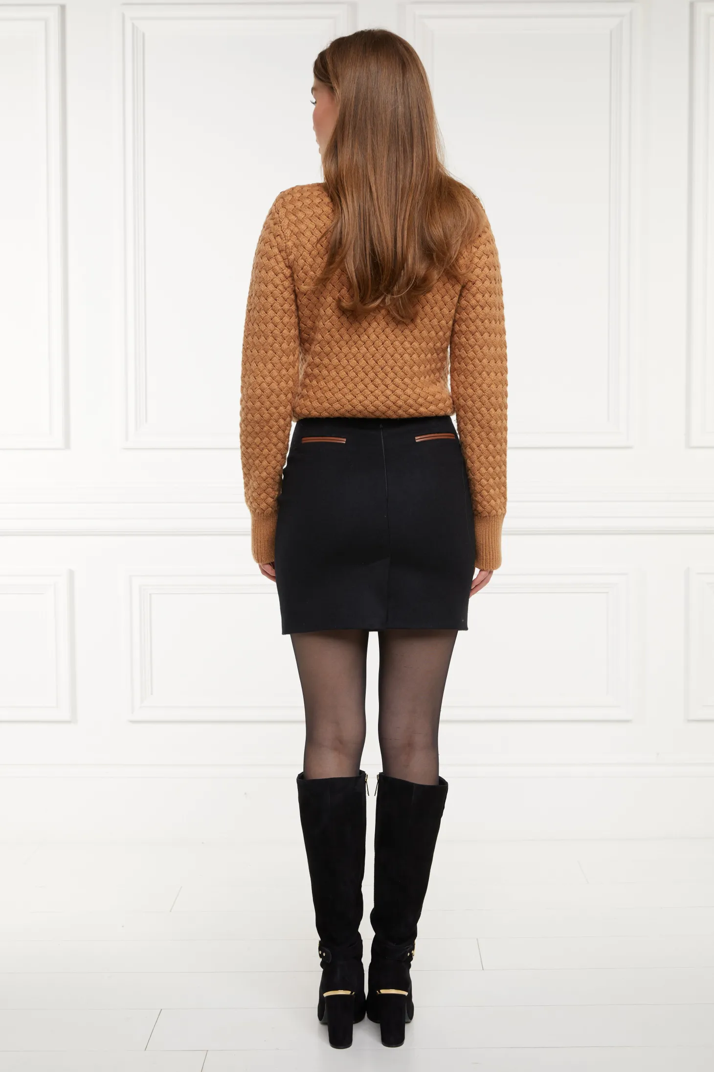 Knightsbridge Skirt (Soft Black Tan)