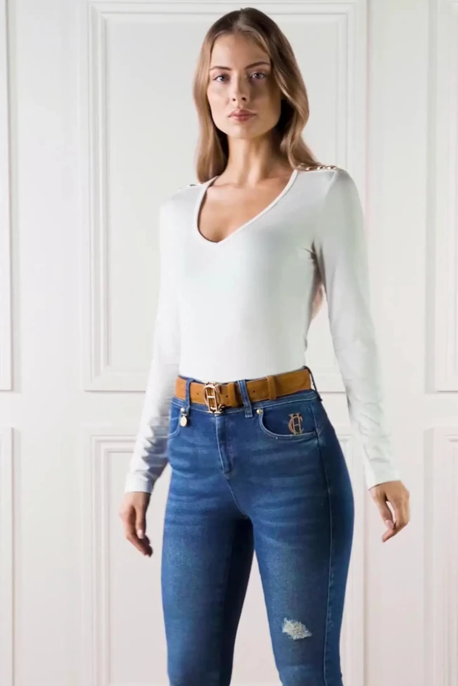Long Sleeve V-Neck Tee (White)