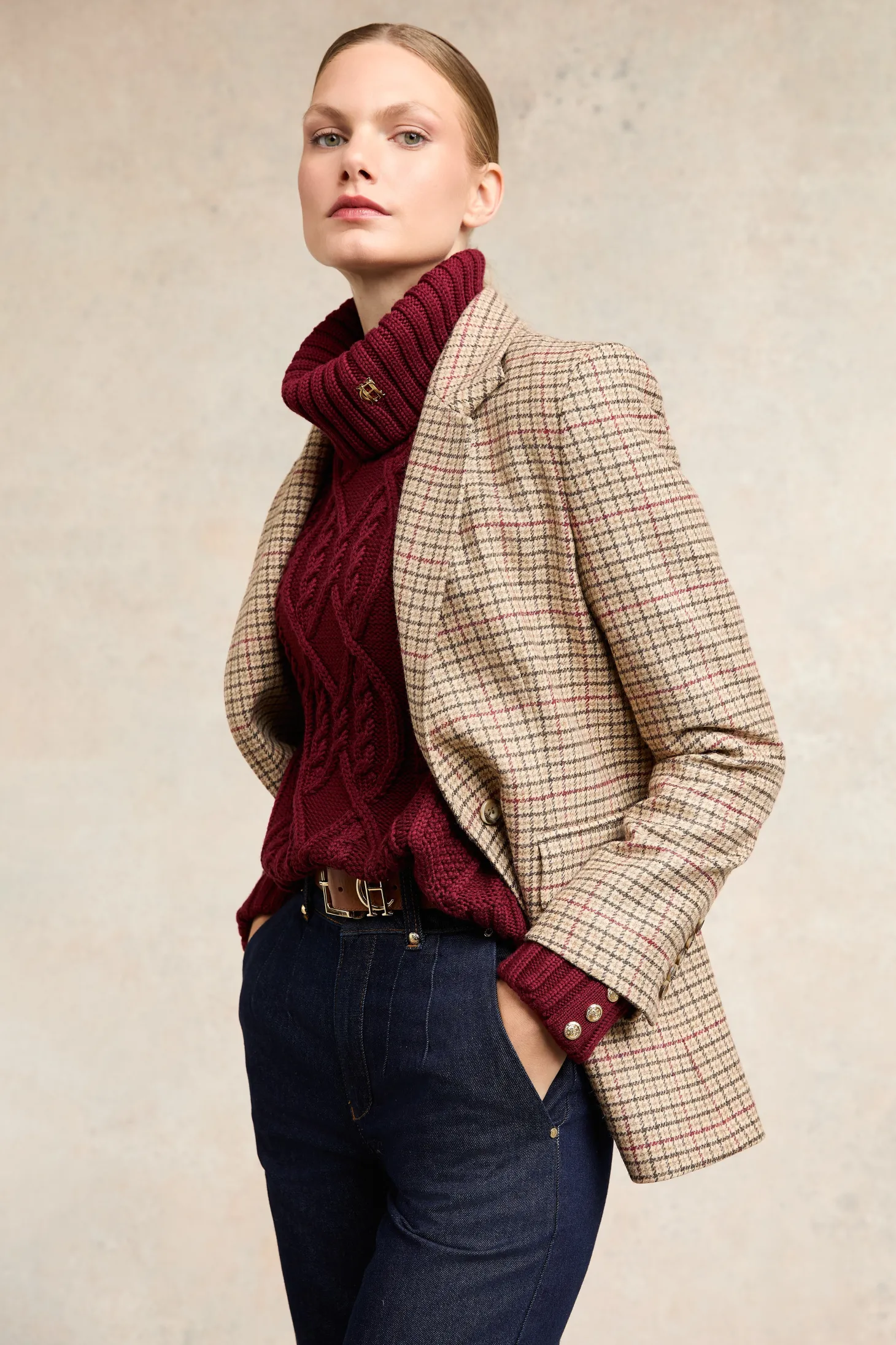 Noveli Cable Knit (Wine)