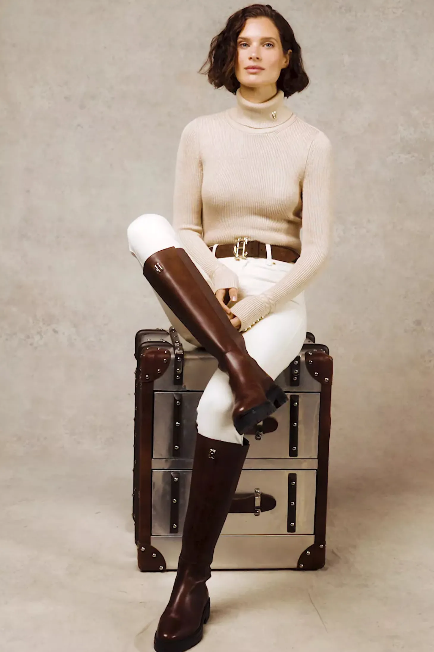 Painswick Roll Neck (Biscuit)