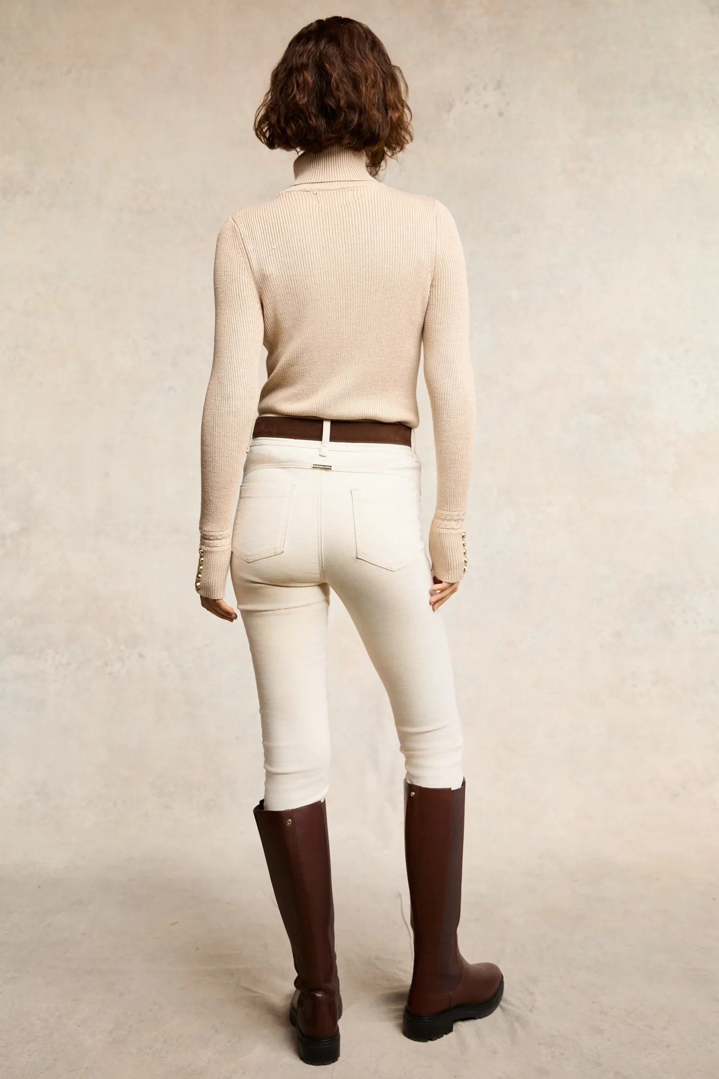 Painswick Roll Neck (Biscuit)