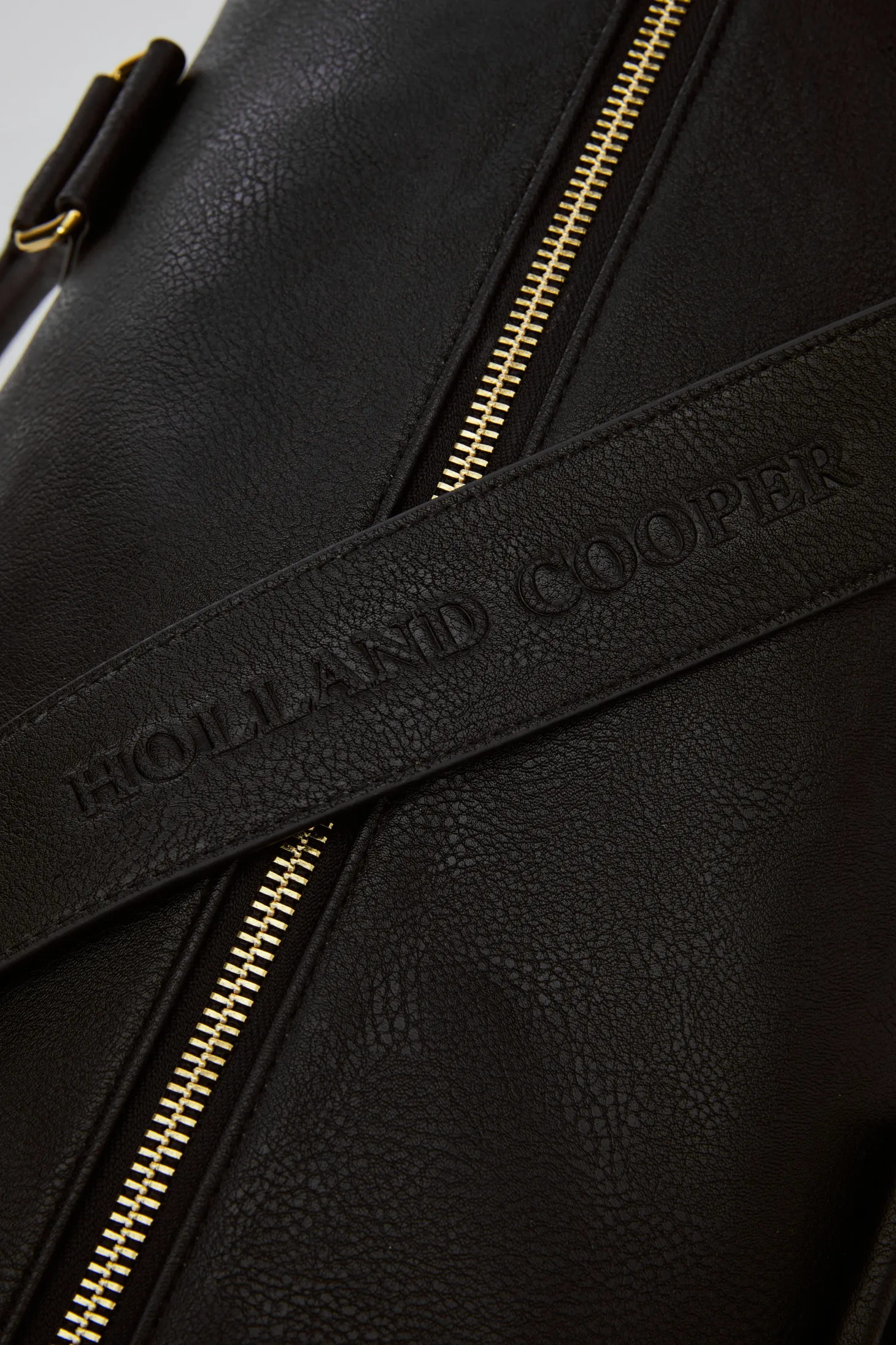 Regency Holdall (Black)