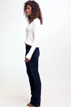 Seattle V-Neck Knit (Winter White)