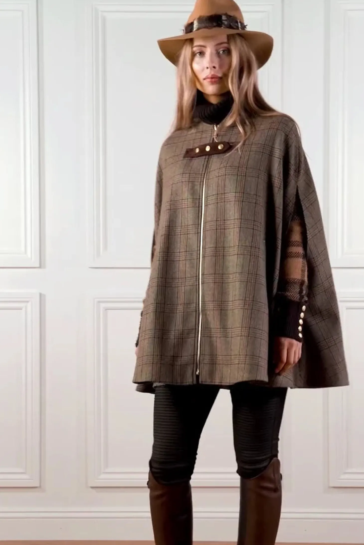 Slim Cape (Bourbon Tweed)
